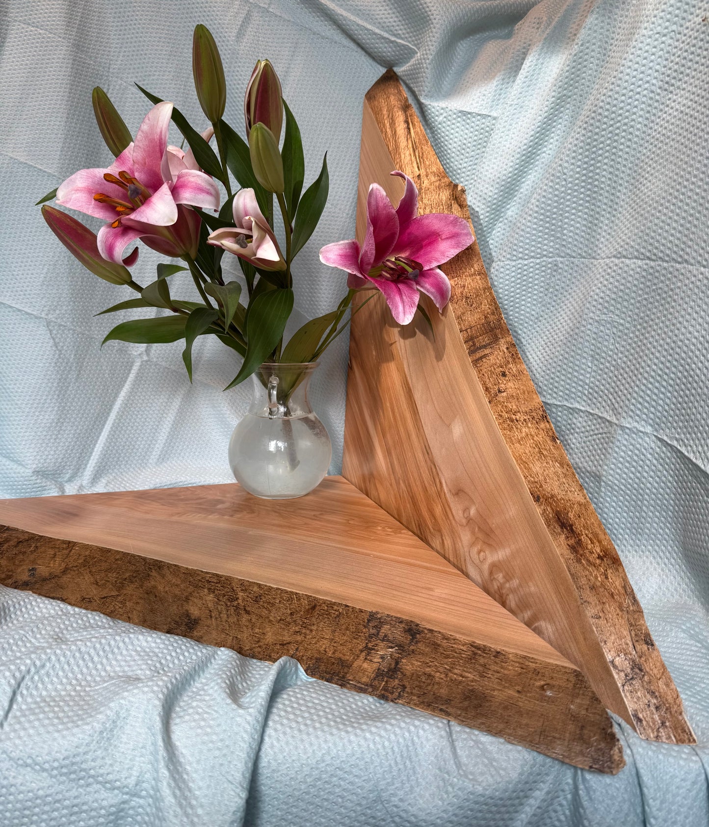 Set of 2, Live edge, Maple corner shelf